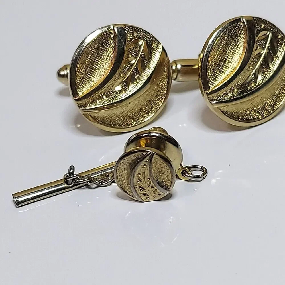 SET Cuff links Tie Tac Brushed with leaf pattern 3/4